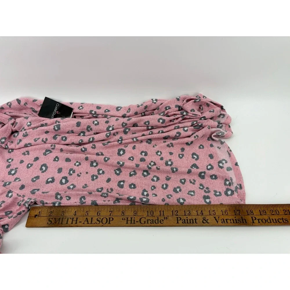 Cuddle Duds, Pajama Set Pink Capri Leopard Print Henley, Straight Leg, Sz  M NWT